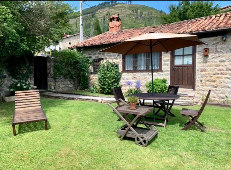 La Casita De Cuestallano Renedo De Cabuerniga Ngoại thất bức ảnh